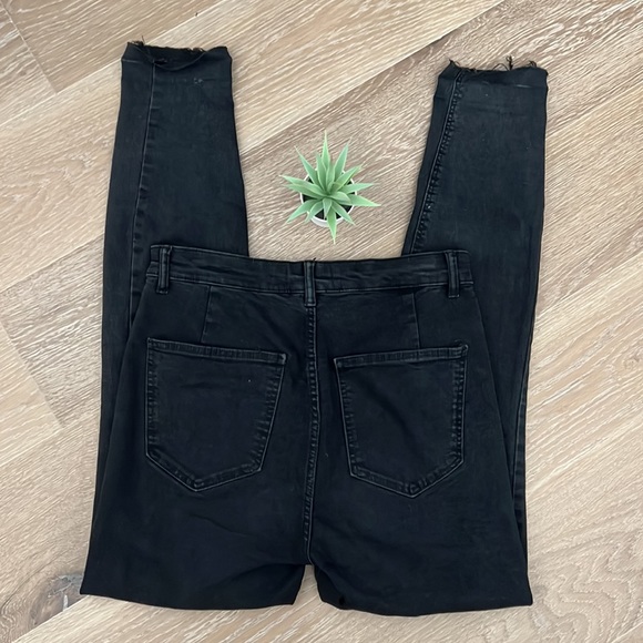 Zara High-Rise Distressed Knee Jeggings - Picture 4 of 7